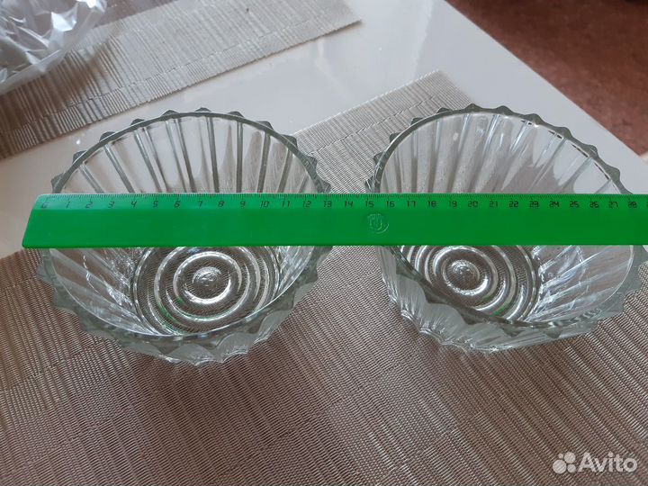 Стеклянные салатники за 2шт