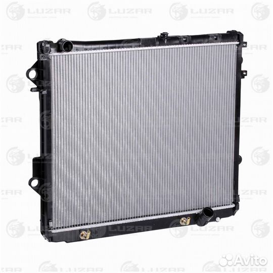 Радиатор охлаждения Toyota Land Cruiser 200 07- 4