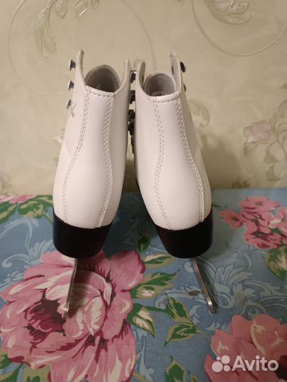 Коньки фигурные детские Nordway Sofia 33 р