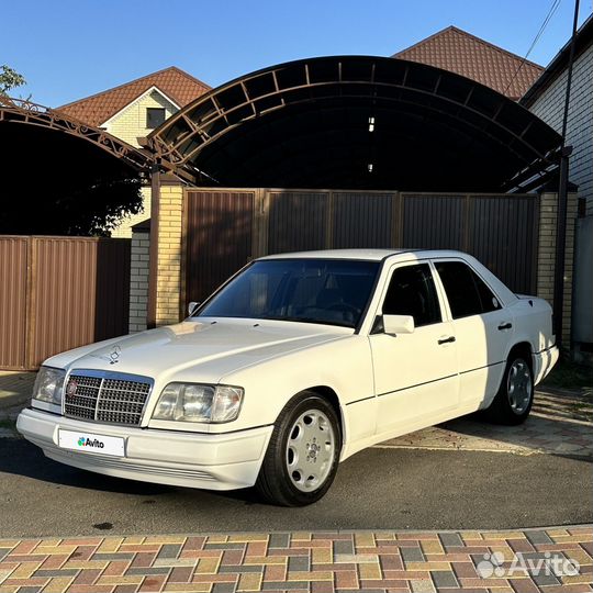 Mercedes-Benz E-класс 2.0 AT, 1994, 222 000 км