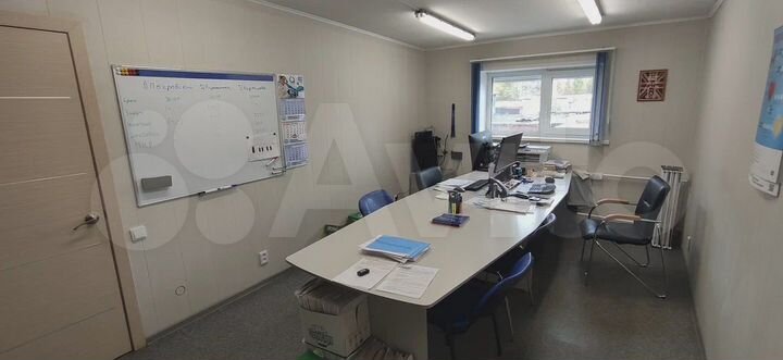 Здание, 244 м²