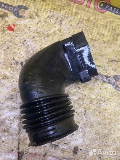 Воздуховод Mercedes-Benz C-Class W202 M111 1997