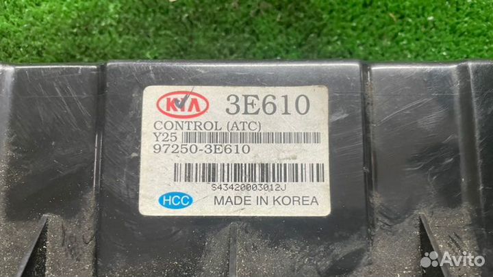 Блок управления печки/климат-контроля Kia Sorento