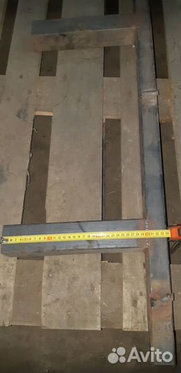 Металлический каркас для стеллажа