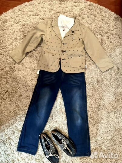 Костюм моднику