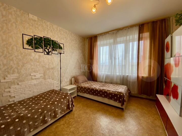 2-к. квартира, 60 м², 8/14 эт.