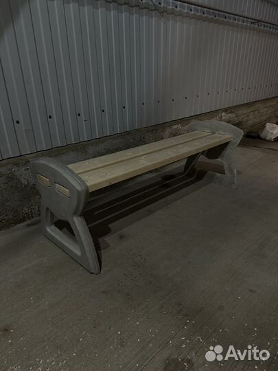 Бетонные скамейки