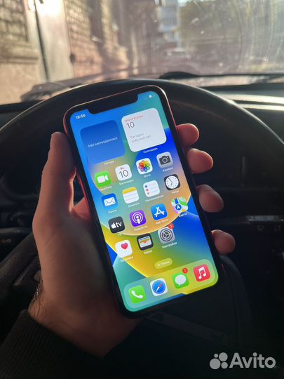 iPhone 11 64gb red