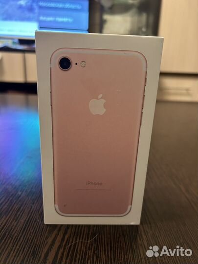 iPhone 7, 32 ГБ