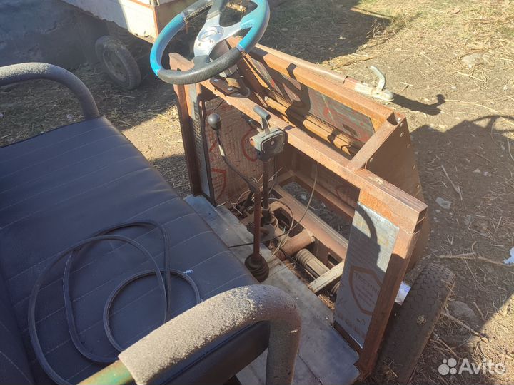 Мини-трактор, 2010