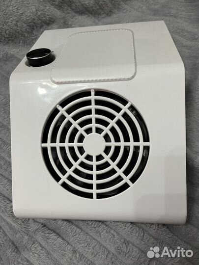 Лампа для маникюра