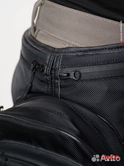 Сумка на Бедро starks WP7 Черная