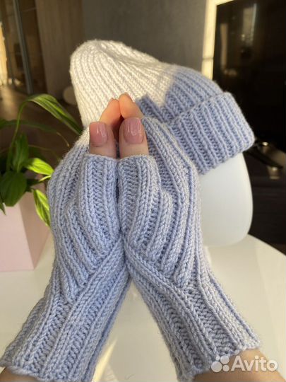 Шапка и митенки демисезонные