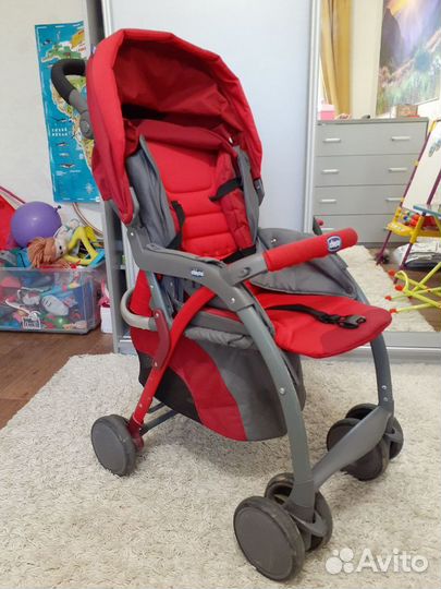 Прогулочная коляска чико