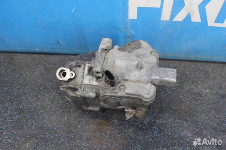 Компрессор кондиционера Toyota Prius (Тойота Приус