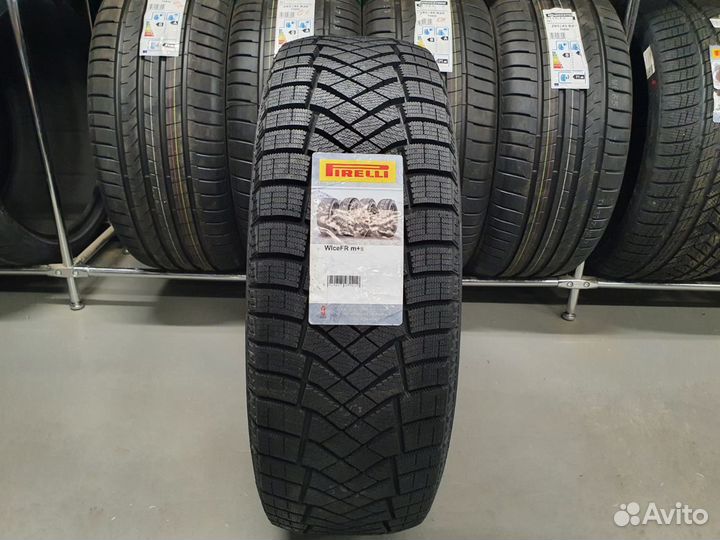 Pirelli Ice Zero FR 225/45 R18