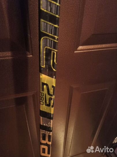 Клюшка хоккейная