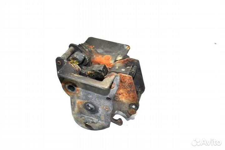 Замок кабины, правый volvo FH (01.12)