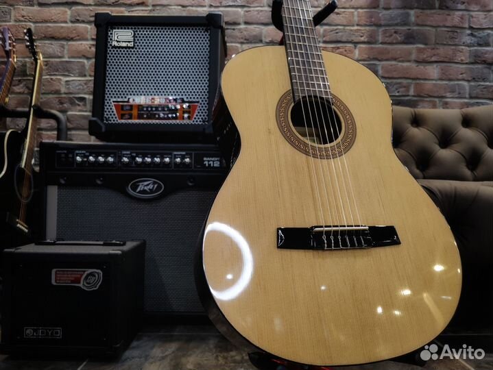 Классическая Гитара для Муз.Школы (красное дерево)