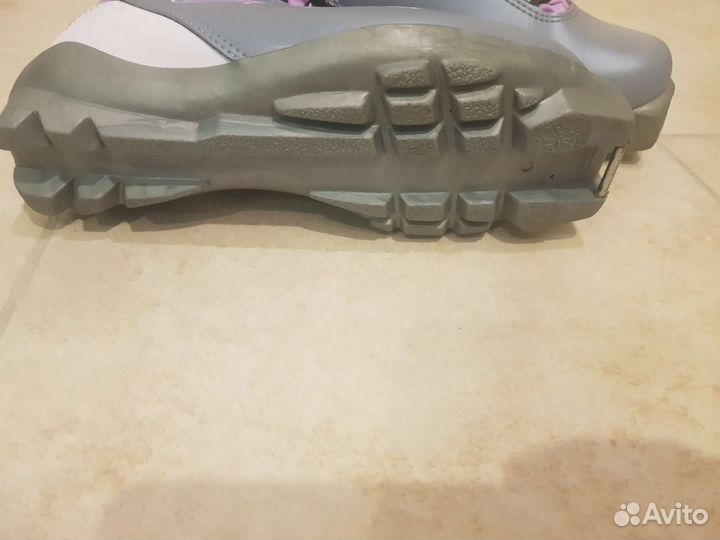 Лыжные ботинки классические