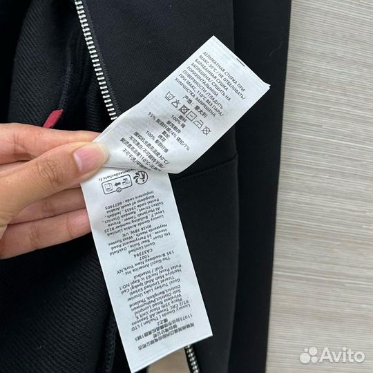 Женский коcтюм Gucci