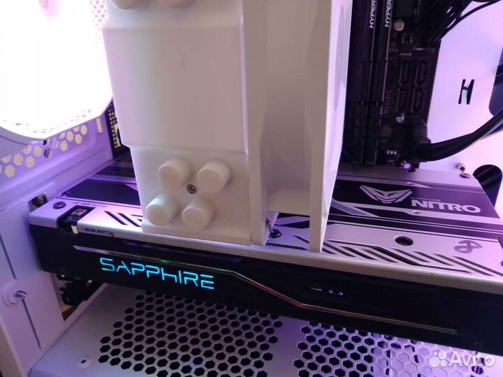 Видеокарта Sapphire nitro Rx570.8 gb(как 1060)