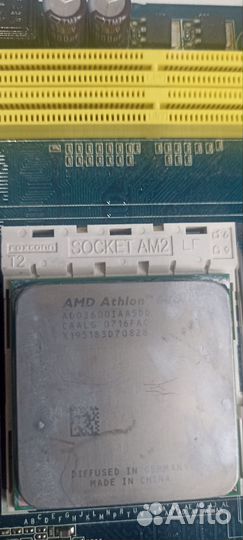 Материнская плата с процессором