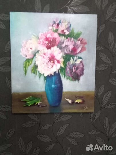 Картина пионы в вазе