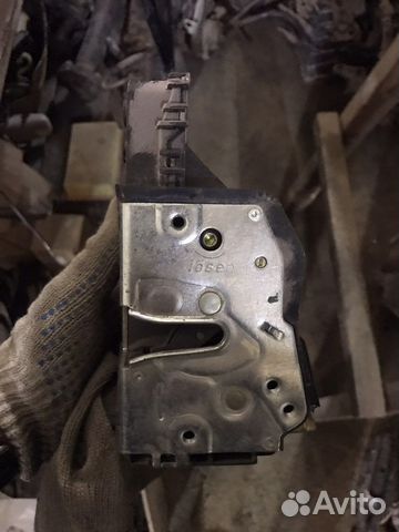 Бмв Е46 замок задней правой левой двери