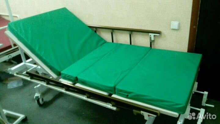 Кровать медицинская функциональная c матрасом