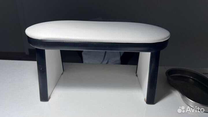 Подставка для рук маникюрная