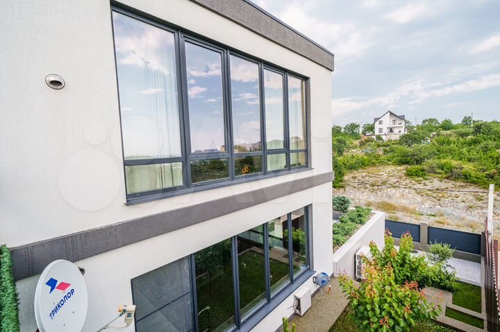 Дом 300 м² на участке 6 сот.