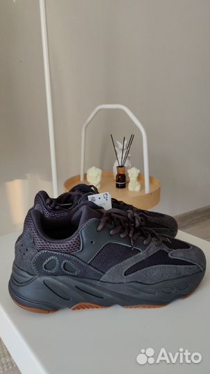 Кроссовки adidas yeezy boost 700