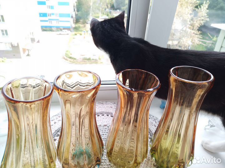 Ваза цветное гутное стекло 70 годы