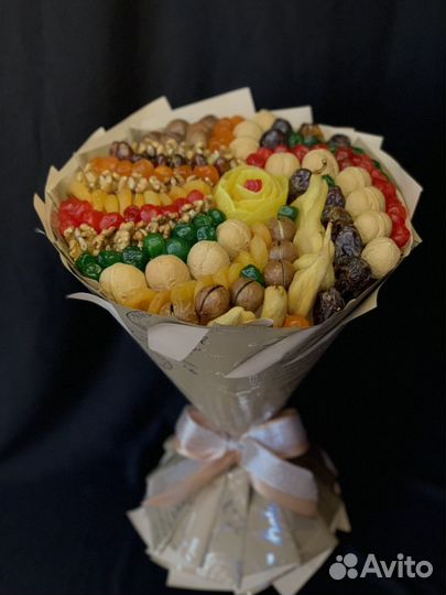 Букет из сухофруктов
