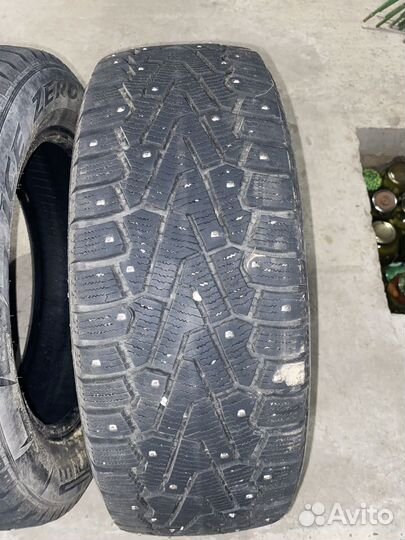 Pirelli Ice 215/60 R17