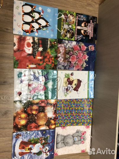 Пакеты бумажные подарочные