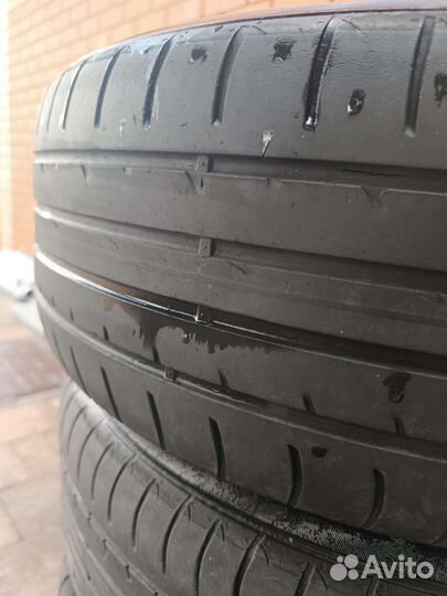 Hankook Radial RA06 235/55 R19