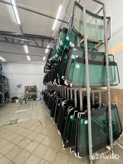 Лобовое стекло на Audi Q5