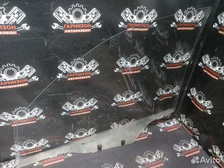 Правое переднее стекло двери Chevrolet lanos