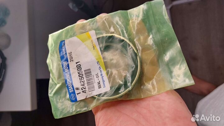 Сальник хвостовика заднего моста Tangil