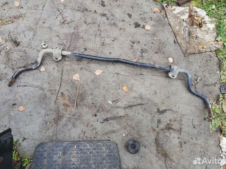 Стабилизатор передний Киа Рио 3