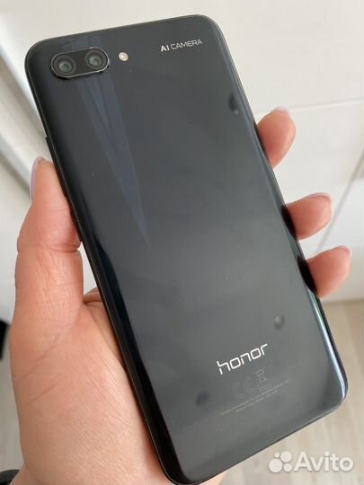 HONOR 10, 4/128 ГБ