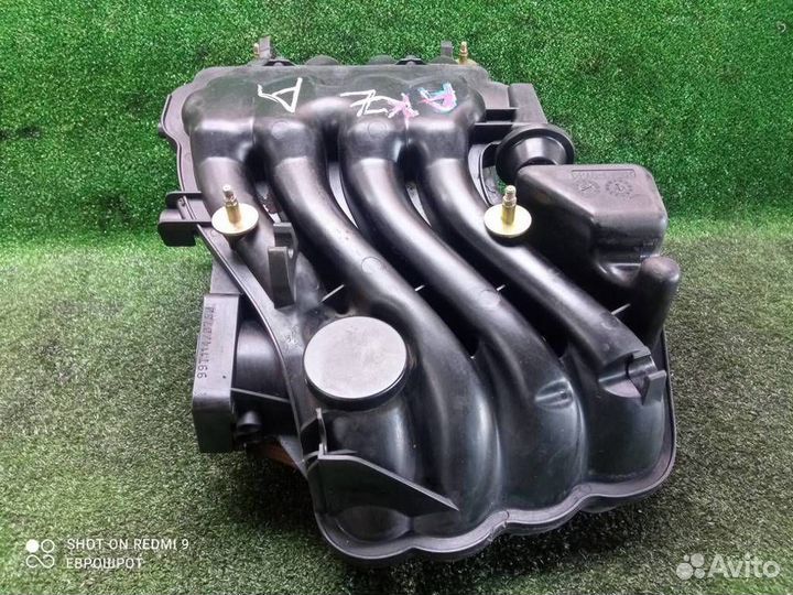 Коллектор впускной Volkswagen Golf 4 (1997-2005)