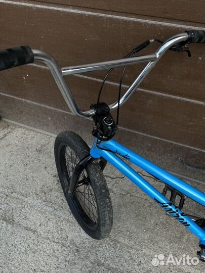 Трюковой велосипед bmx