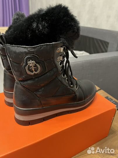 Ботинки женские зимние
