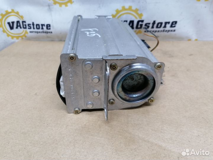 Подушка безопасности пассажира Volkswagen Golf 4