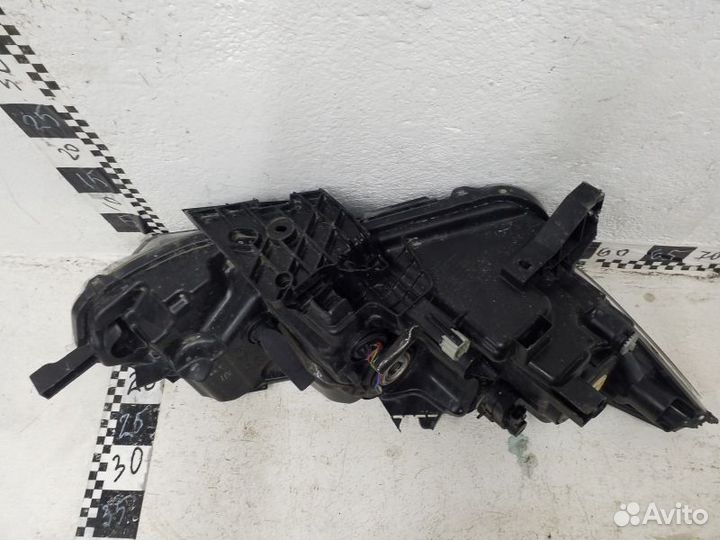 Фара левая Nissan Qashqai 2 Restail галоген