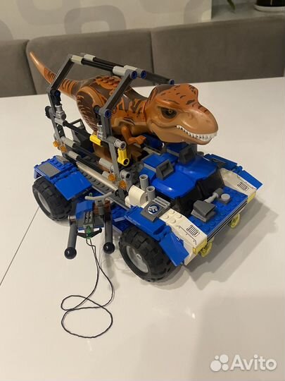 Lego jurassic world 75918