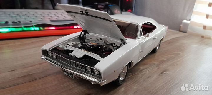 Dodge charger 1969 autoworld 1 18